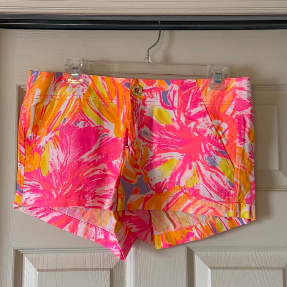 Lilly Pulitzer Size 4 Short